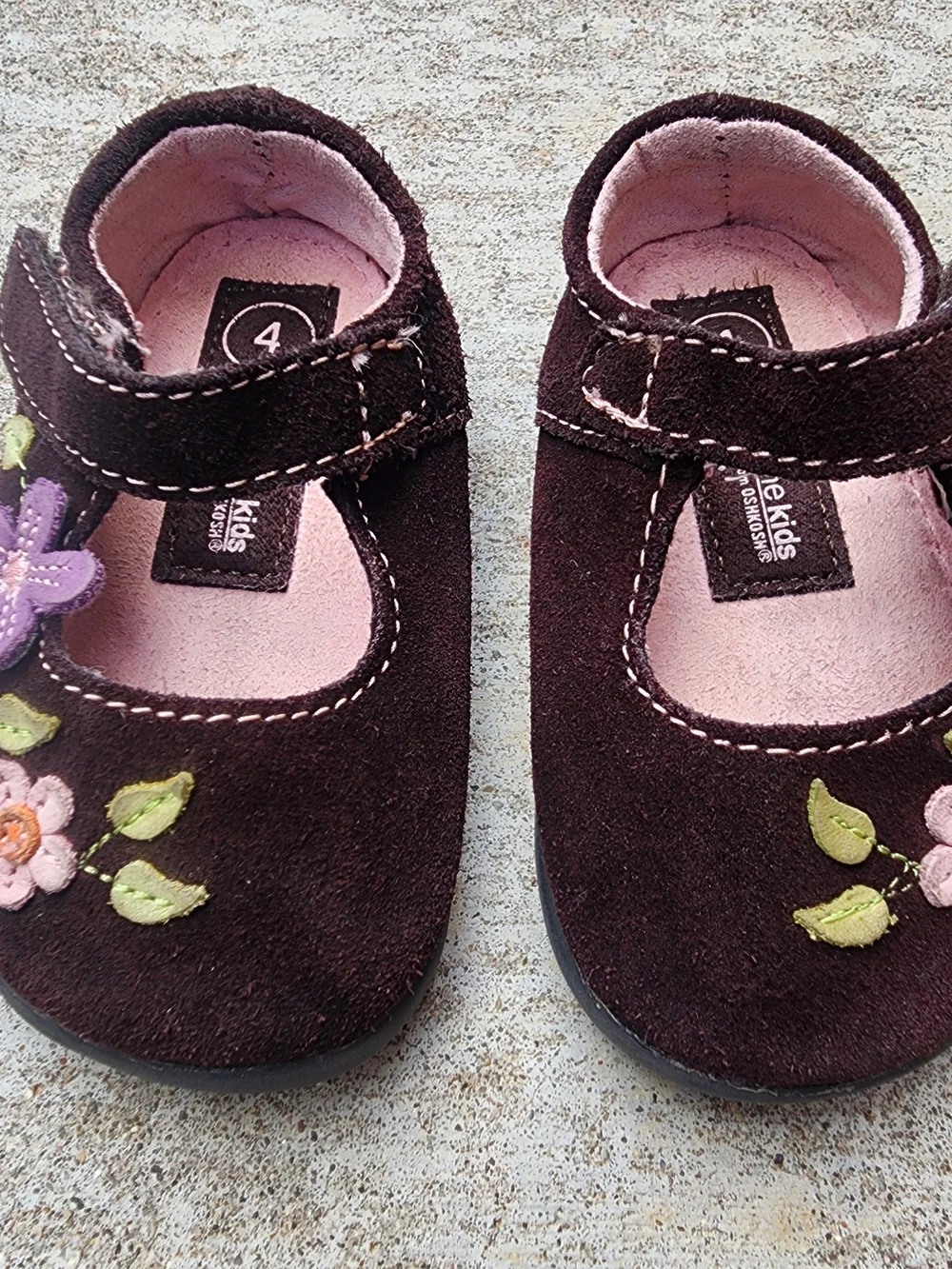Y2K Genuine Baby Oshkosh Brown Suede Mary Jane shoes w/ Floral Embroidery, Sz 4